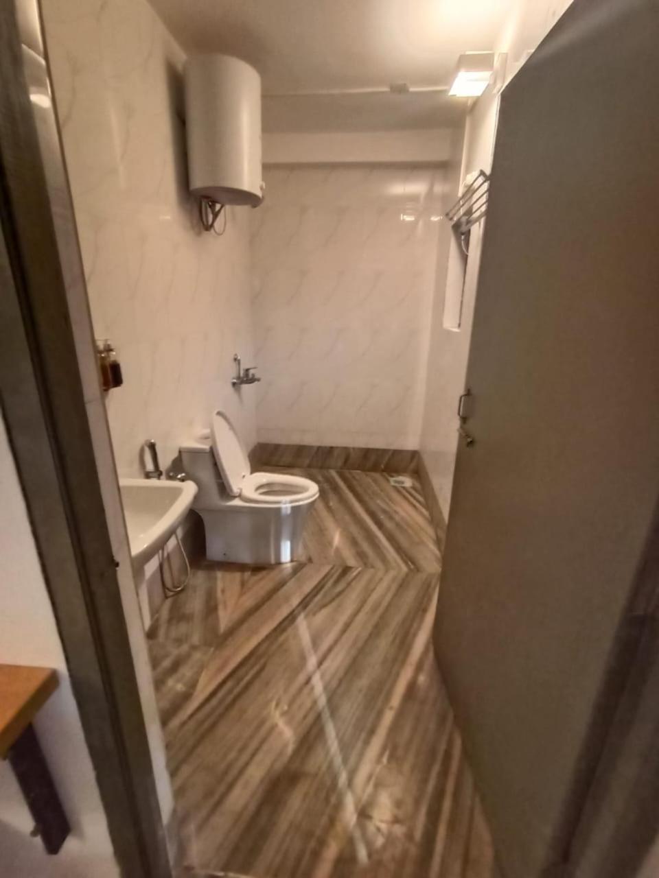 Hotel Divine Агра Экстерьер фото